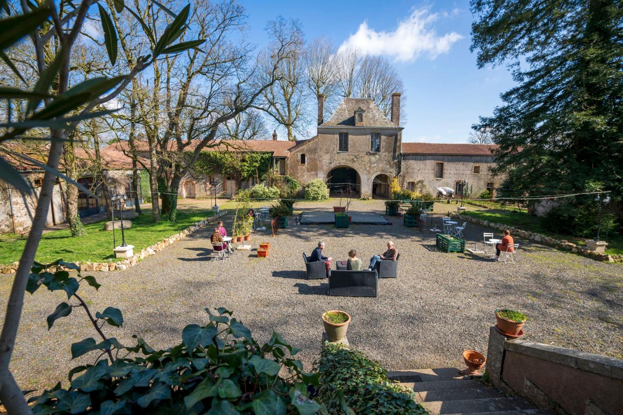 Chateau De La Tourlandry Pensión