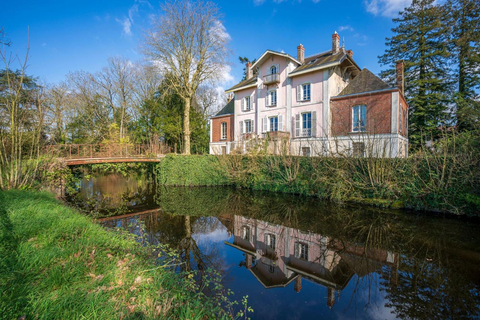 Chateau De La Tourlandry Pensión
